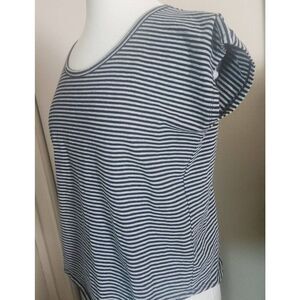 F09 Stetson black n gray striped top